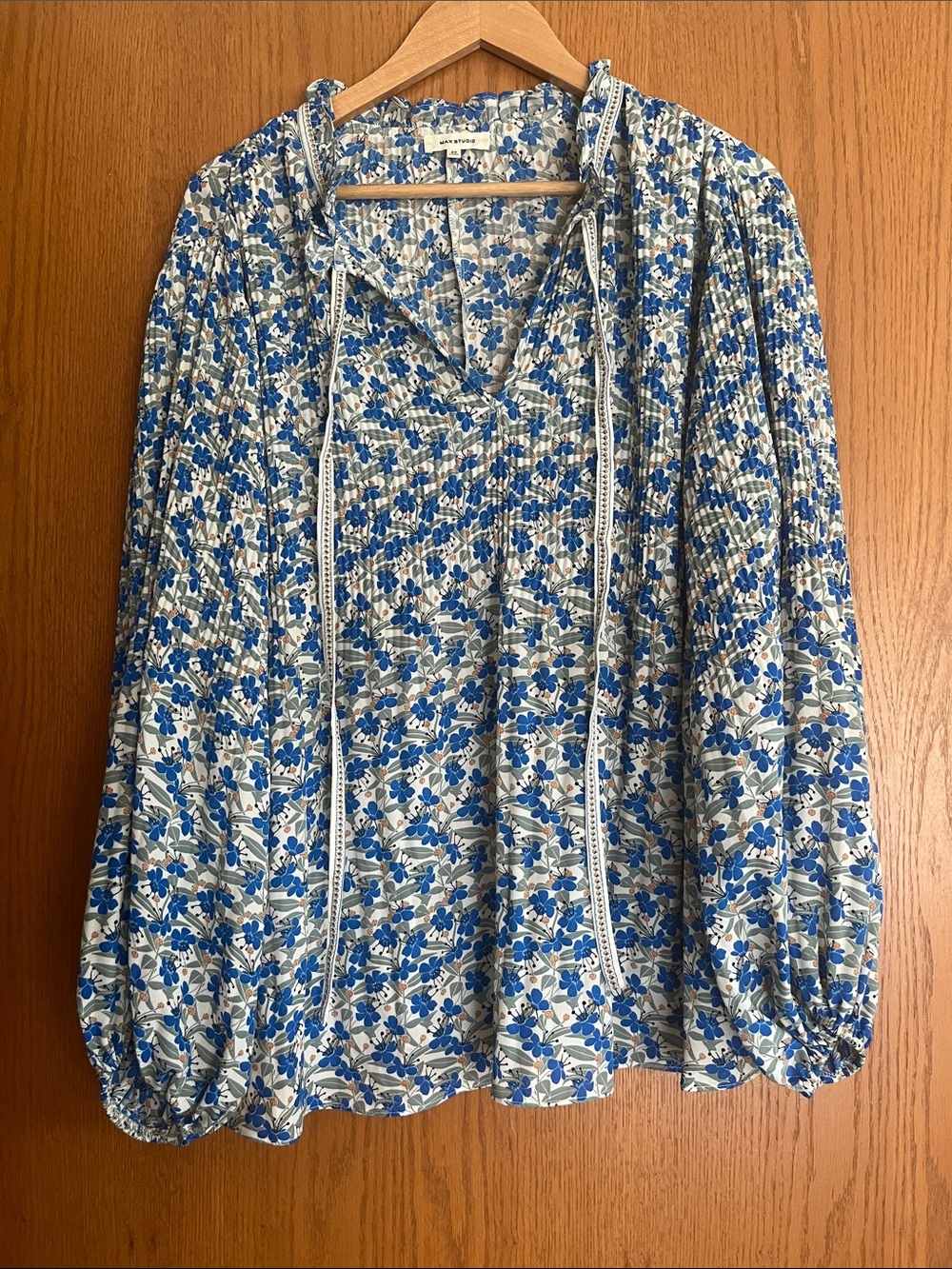 Max Studio Floral Ruffled V‑Neck Blouse